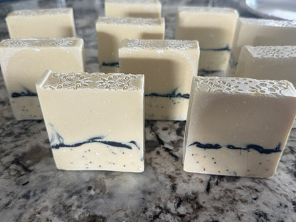 Tallow Lemon Poppyseed Soap 🍋🍋🍋